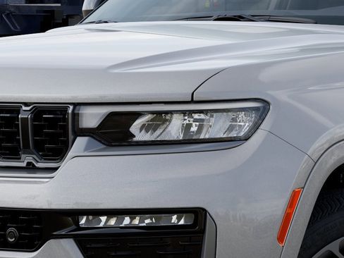 New 2026 Jeep Grand Cherokee Summit AWD/4WD image 6