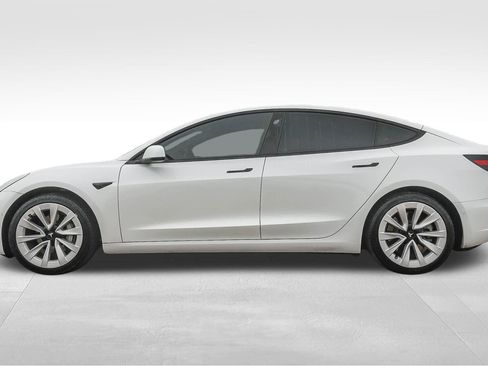 Used 2021 Tesla Model 3 Long Range image 8