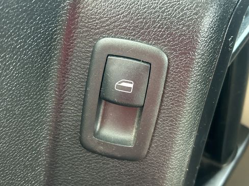 Used 2014 Dodge Grand Caravan SE w/ Quick Order Package 29E SE image 12