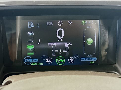 Used 2013 Chevrolet Volt Premium w/ Premium Trim Package FWD image 18