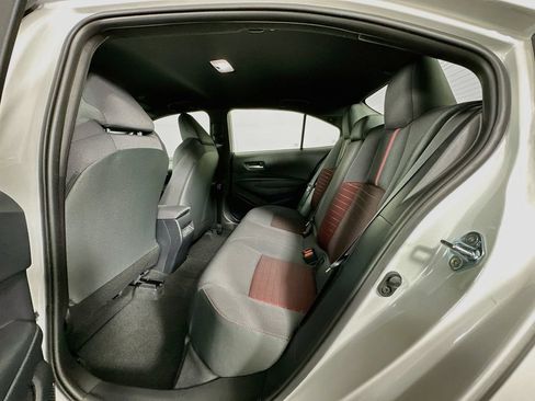 Used 2026 Toyota Corolla SE w/ SE Package FWD image 23
