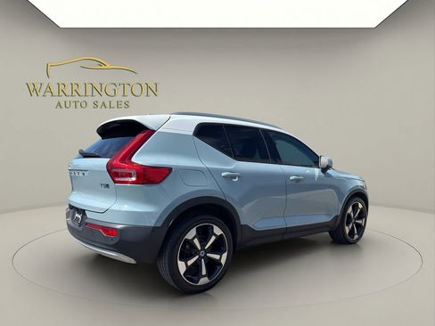 Used 2019 Volvo XC40 T5 Momentum AWD/4WD image 7