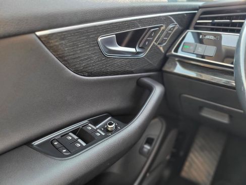 Used 2020 Audi Q7 3.0T Premium Plus AWD/4WD image 11
