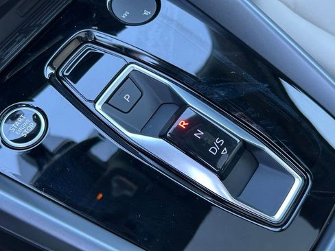 Used 2025 Audi A3 2.0T Premium w/ Convenience Package image 40