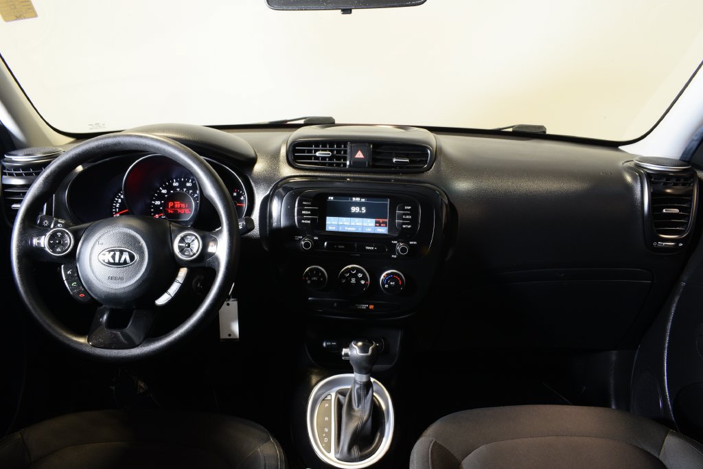 Used 2019 Kia Soul FWD image 15