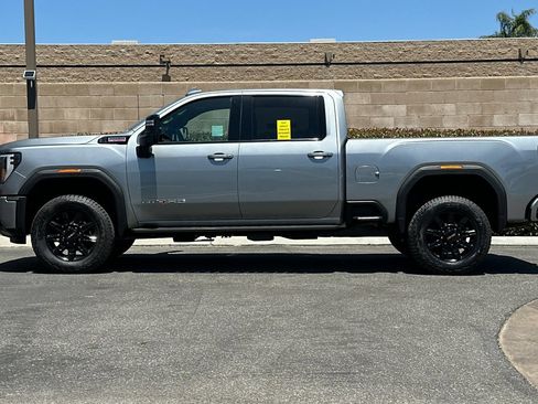 Certified 2024 GMC Sierra 2500 AT4 w/ AT4 Premium Plus Package AWD/4WD image 9