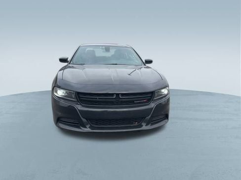 Used 2023 Dodge Charger SXT image 3