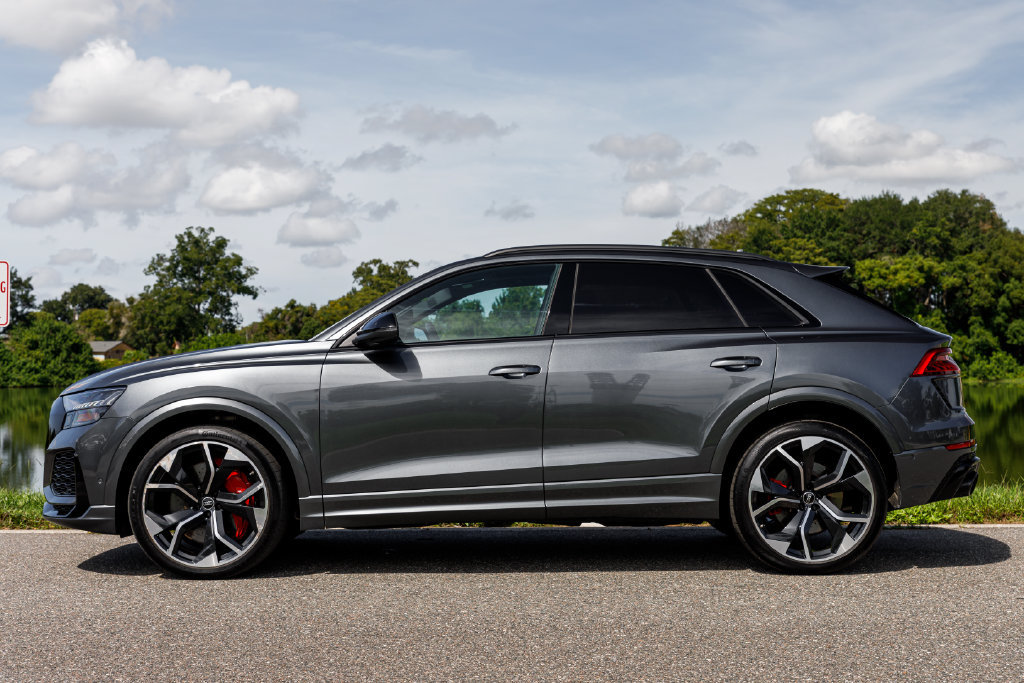 Used 2023 Audi RS Q8 AWD/4WD image 6