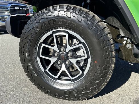 New 2026 Jeep Gladiator Rubicon w/ Steel Power Dome Hood Package image 17