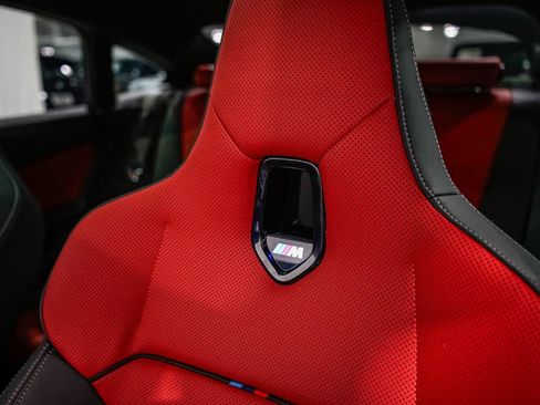 Used 2025 BMW M235i xDrive w/ M Performance Package image 27