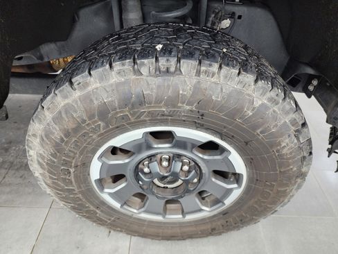 Used 2024 Ford F250 XLT w/ Tremor Off-Road Package image 3