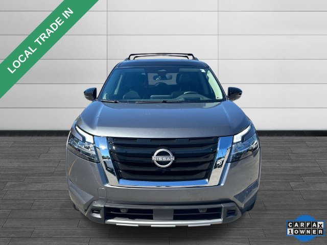 Used 2024 Nissan Pathfinder Platinum AWD/4WD image 8