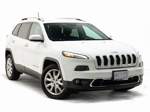 Used 2017 Jeep Cherokee Limited image 1