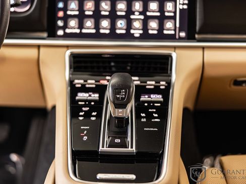Used 2023 Porsche Panamera 4 Platinum Edition w/ Assistance Package AWD/4WD image 38