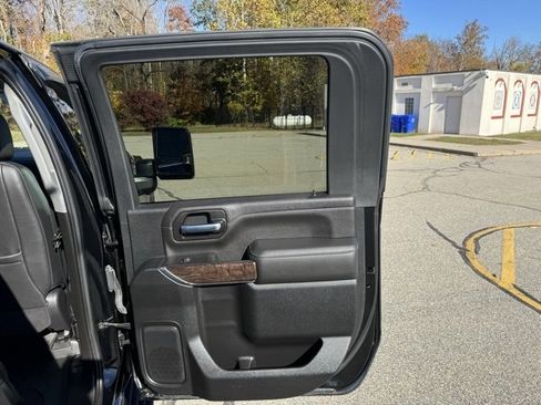 Used 2021 GMC Sierra 2500 Denali w/ Denali Ultimate Package image 14