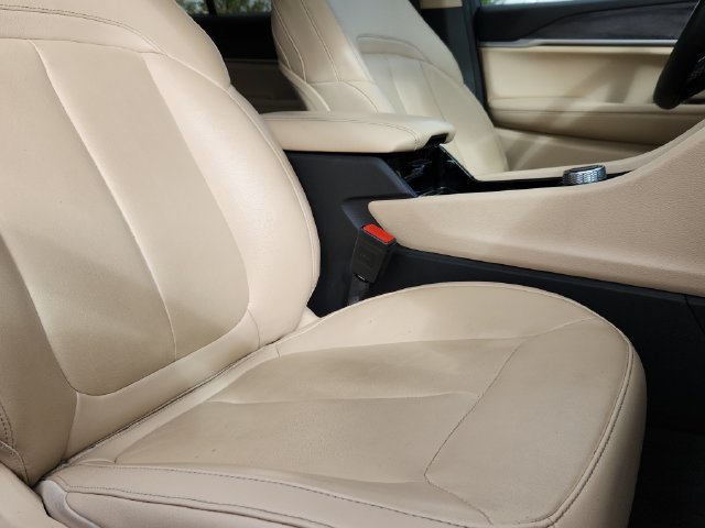 Used 2021 Jeep Grand Cherokee L Limited AWD/4WD image 22