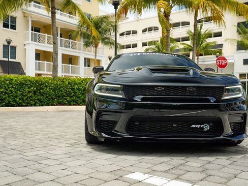 Used 2022 Dodge Charger SRT Hellcat image 9
