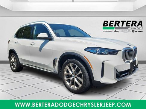 Used 2026 BMW X5 xDrive40i AWD/4WD image 1