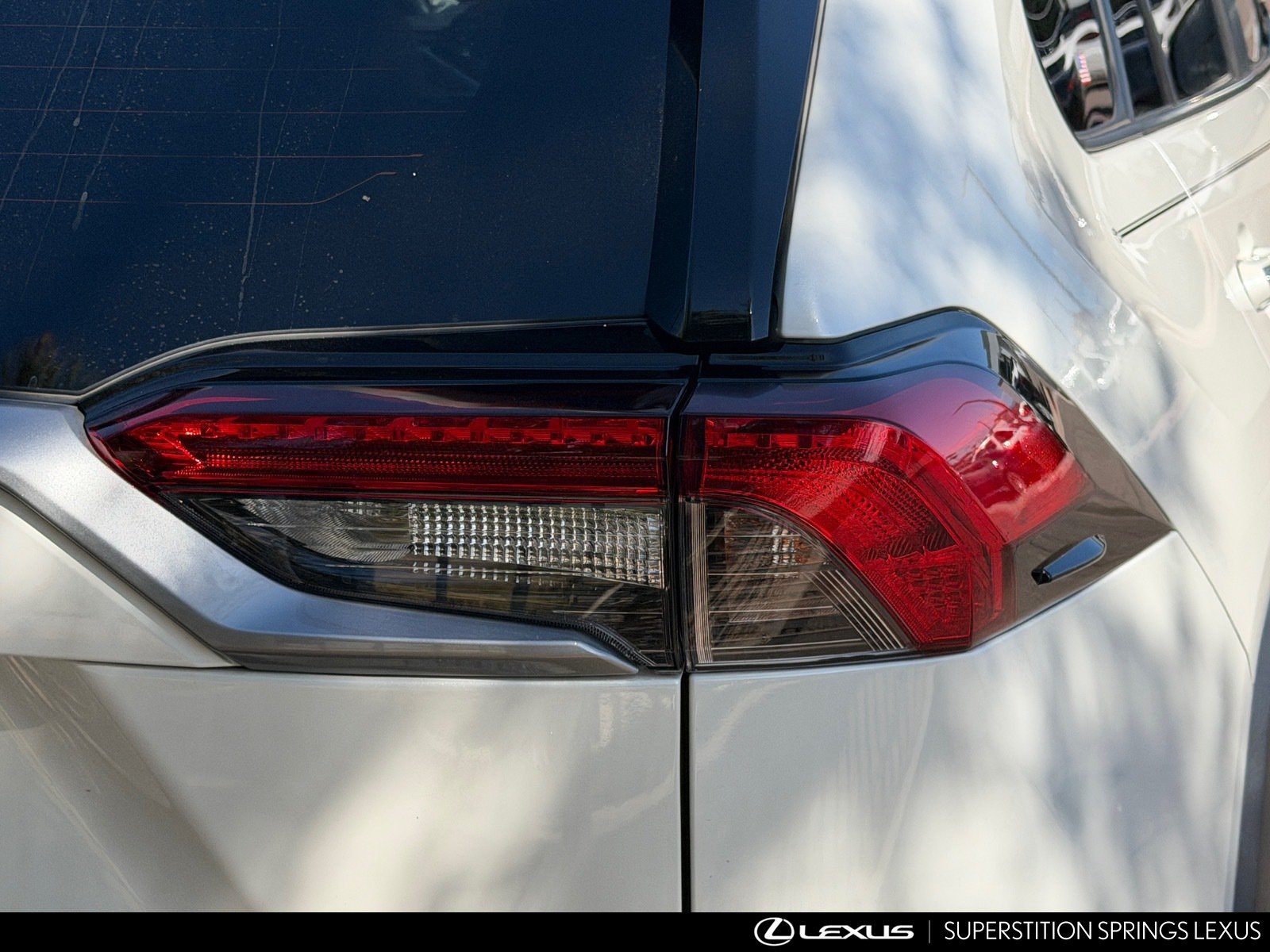Used 2020 Toyota RAV4 Limited AWD/4WD image 10