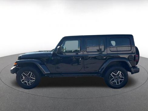 Used 2025 Jeep Wrangler Unlimited Sahara AWD/4WD image 7
