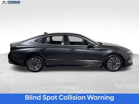 Certified 2025 Hyundai Sonata SEL FWD image 6