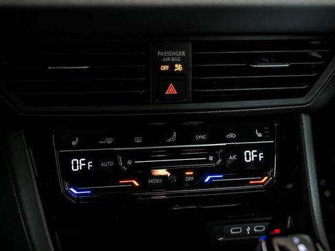 New 2026 Volkswagen Jetta SE image 15