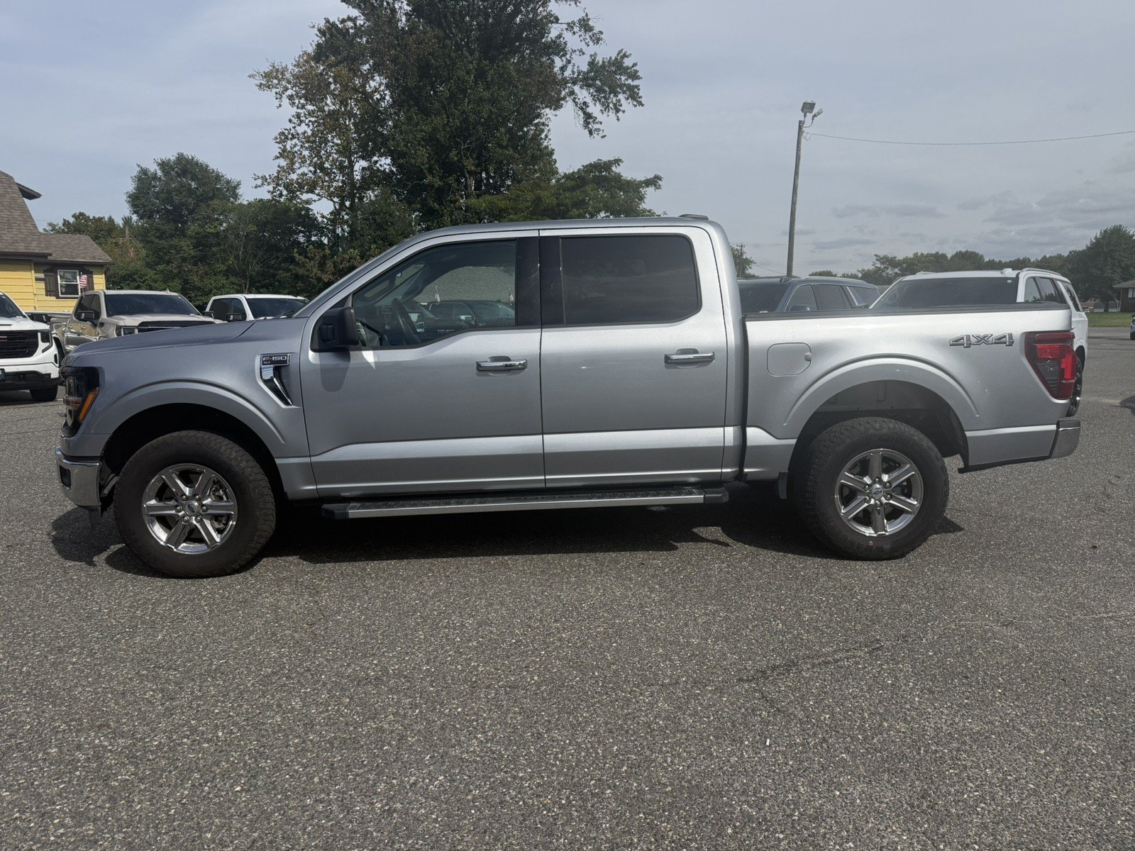 Used 2025 Ford F150 XLT w/ Equipment Group 301A Standard AWD/4WD image 6
