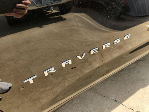 Certified 2025 Chevrolet Traverse LT FWD image 31
