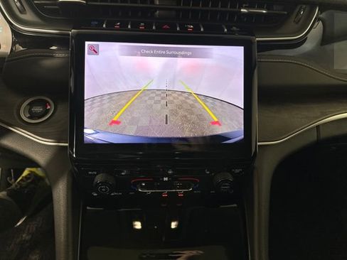 Used 2023 Jeep Grand Cherokee 4WD 4xe image 22