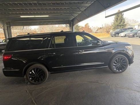 Used 2021 Lincoln Navigator L Reserve image 14