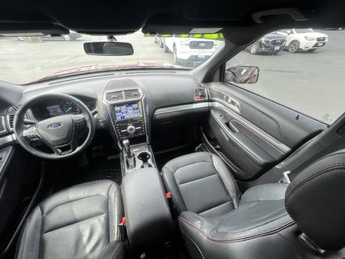Certified 2018 Ford Explorer Sport AWD/4WD image 21