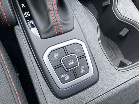 New 2026 Nissan Frontier PRO-4X image 18