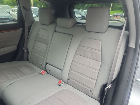 Used 2022 Honda CR-V Touring image 18