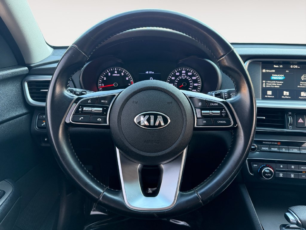 Used 2019 Kia Optima S FWD image 23