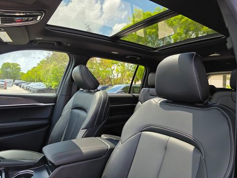 New 2026 Jeep Grand Cherokee L Limited RWD image 13