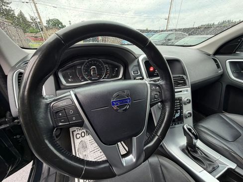 Used 2017 Volvo XC60 T6 Dynamic w/ Climate Package AWD/4WD image 19