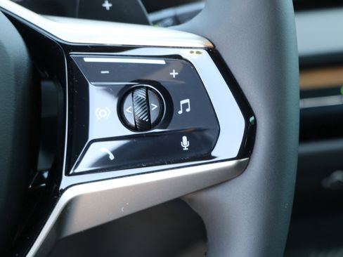 Used 2025 BMW X3 xDrive30i w/ Premium Package image 19