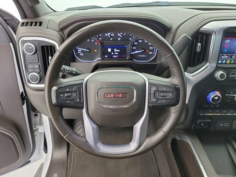 Used 2020 GMC Sierra 1500 SLT RWD image 21
