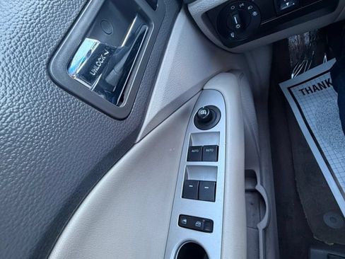 Used 2011 Ford Fusion SEL FWD image 30