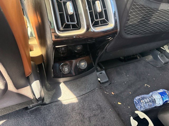 Used 2022 Kia Sorento SX Prestige w/ Rust Color Package AWD/4WD image 20