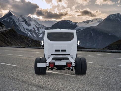 New 2025 Ford Transit 350 w/ Exterior Upgrade Package image 6