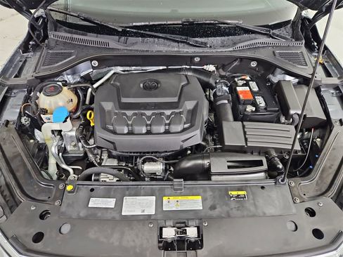 Certified 2022 Volkswagen Passat 2.0T SE image 14