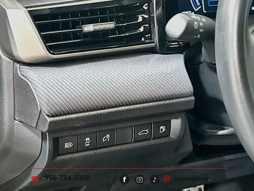 Used 2026 Toyota Camry SE w/ Convenience Package FWD image 9