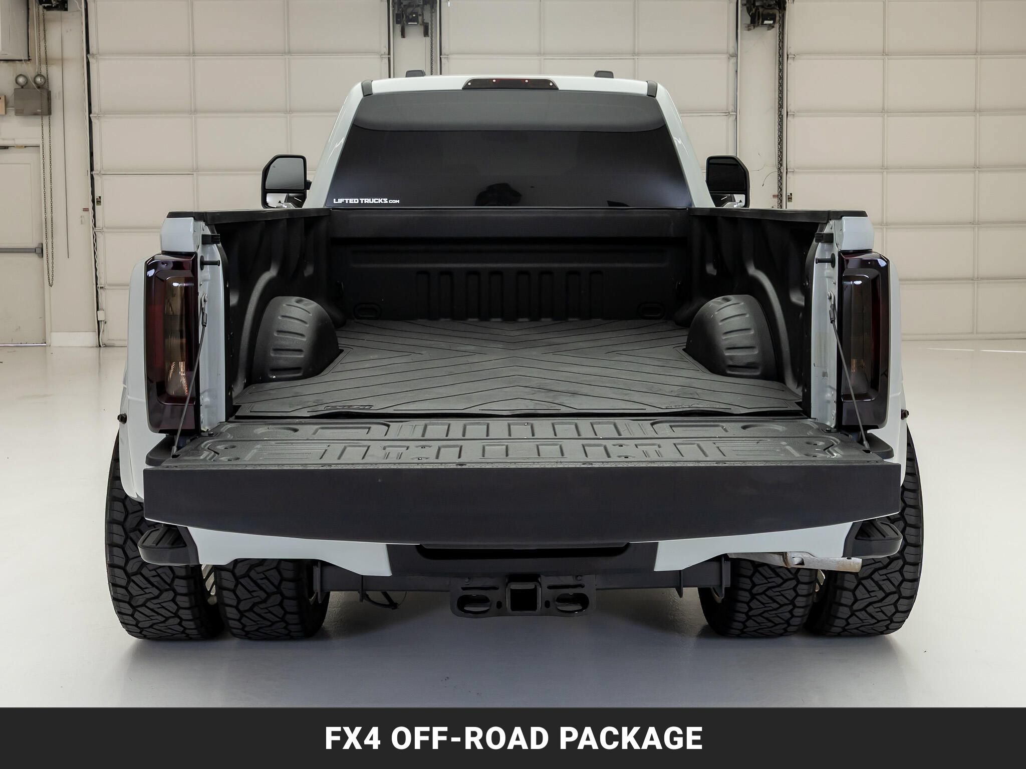 Used 2025 Ford F350 XLT AWD/4WD image 8