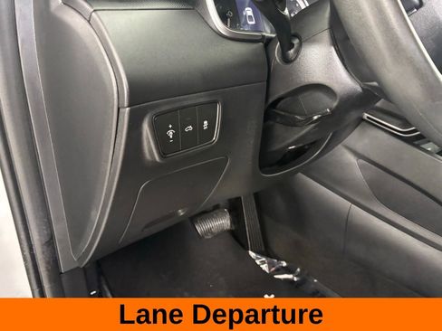 Used 2024 Hyundai Santa Cruz SEL image 10