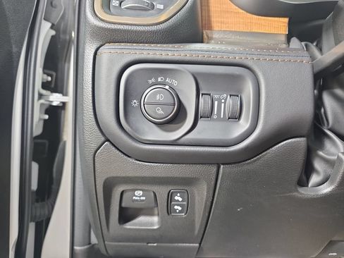 Used 2022 RAM 1500 Limited AWD/4WD image 27