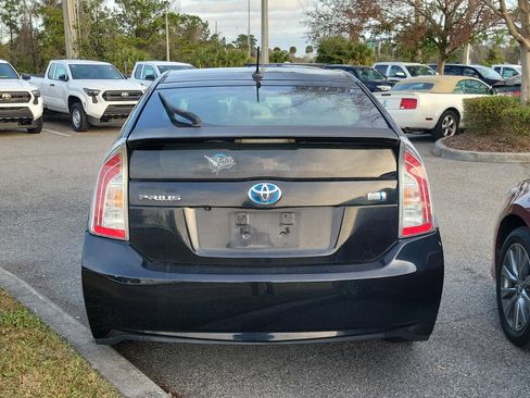 Used 2014 Toyota Prius Three image 17