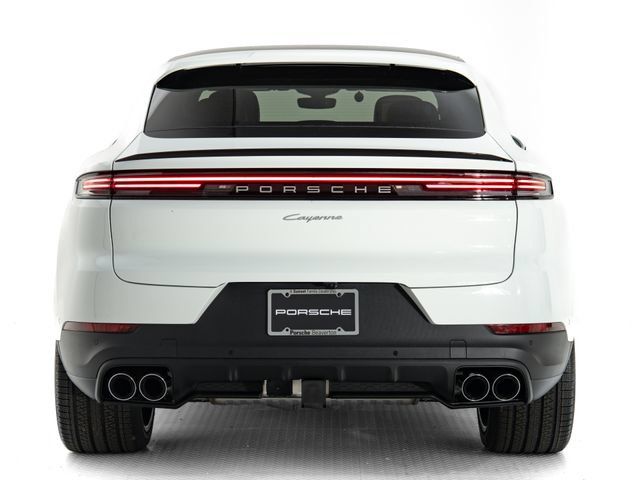 Certified 2026 Porsche Cayenne Coupe AWD/4WD image 32