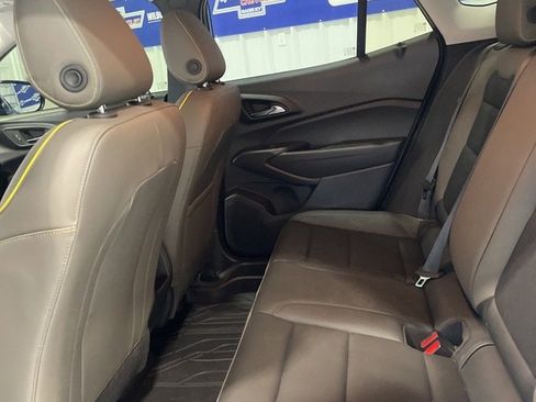 Used 2025 Chevrolet Trax ACTIV w/ Driver Confidence Package image 22