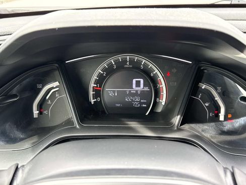 Used 2018 Honda Civic Sport image 17